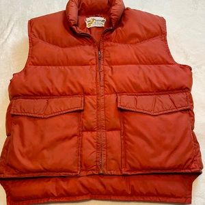 Vintage Ski-Daddle ski vest. Size large. Orange.
